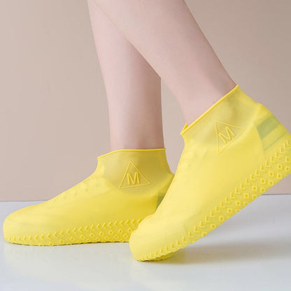 🔥 Stop Soaked Sneakers! Heavy-Duty Rain Shoe Covers – Anti-Slip & Fold Into Your Bag 🌧️